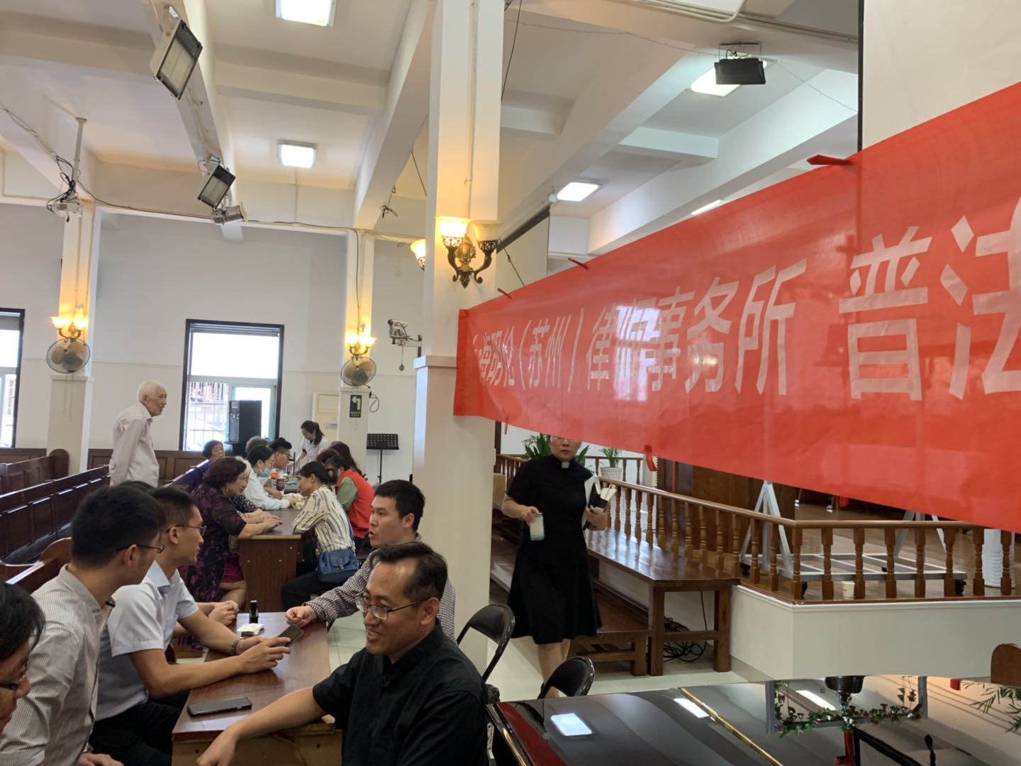 房產(chǎn)律師呂泊岑 房產(chǎn)律師呂泊岑